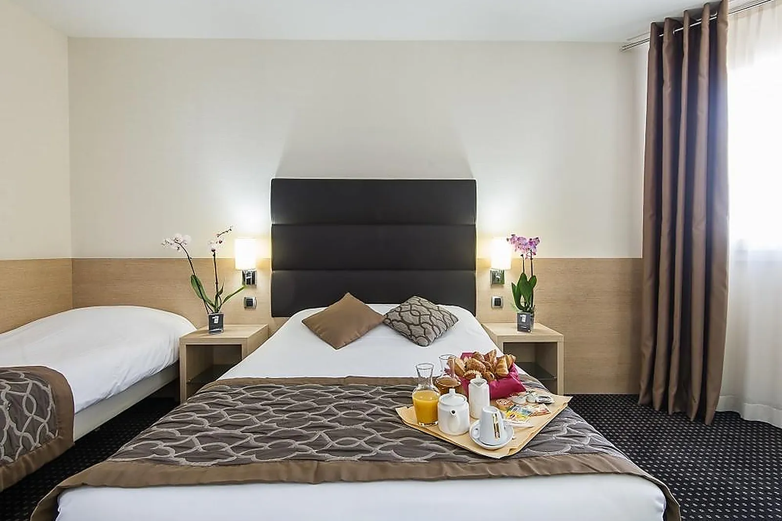 Lieux événementiels, HÔTEL APOGIA