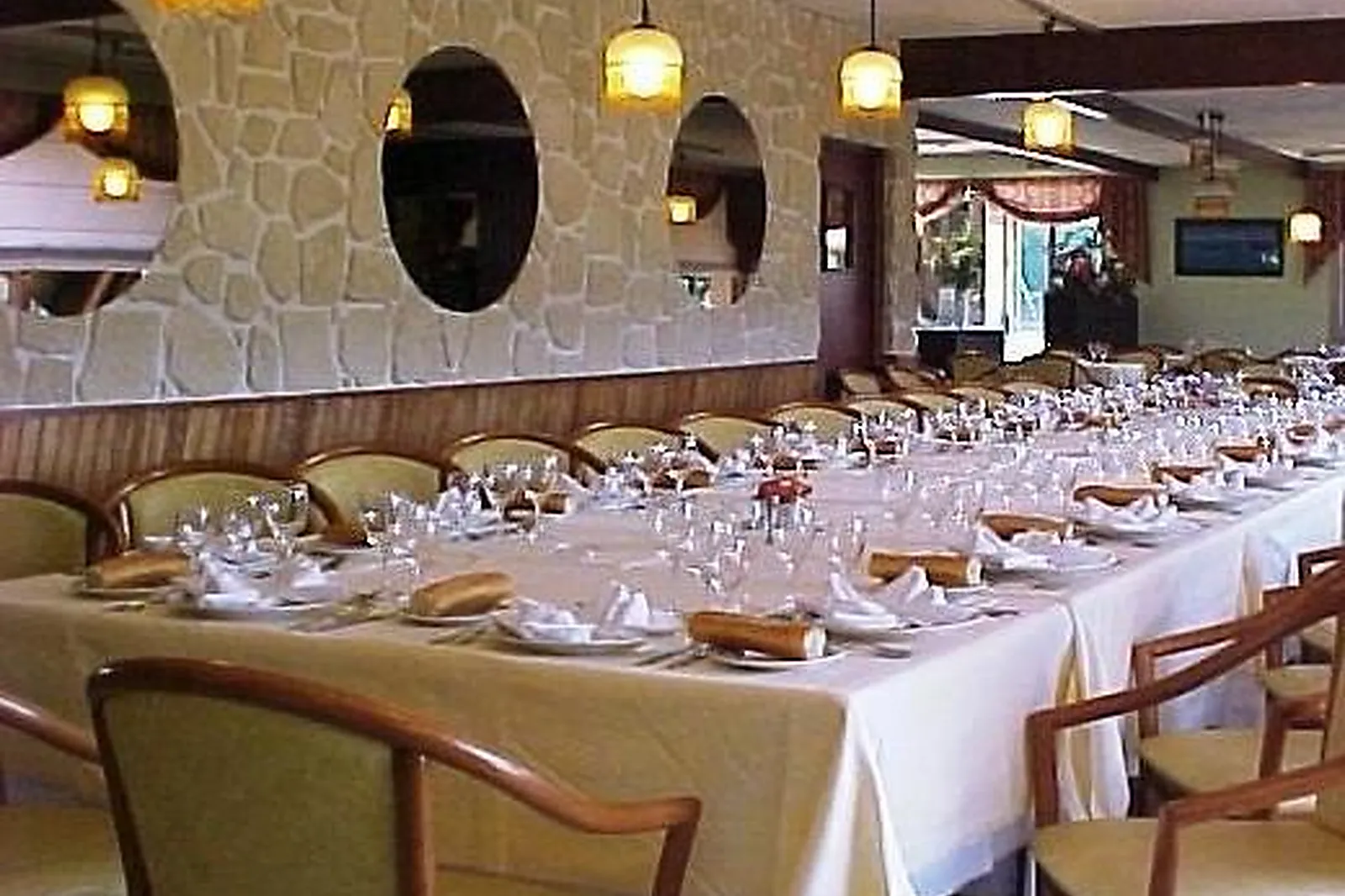 Lieux événementiels, HÔTEL AQUILON