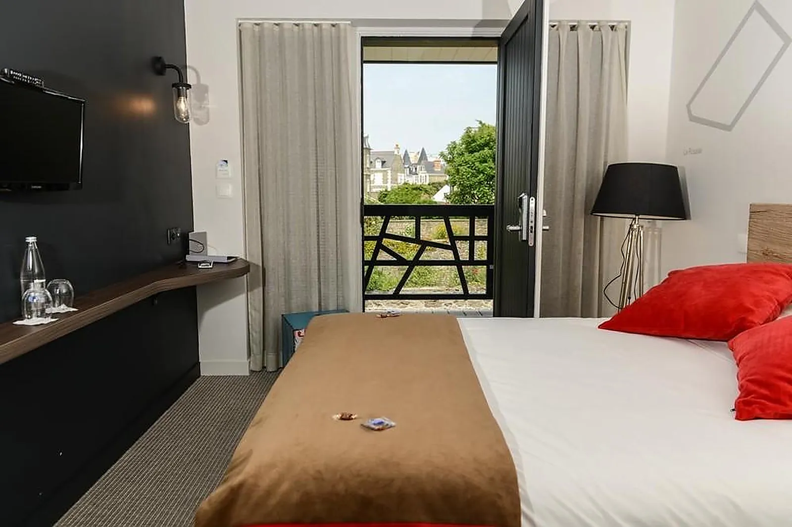 Lieux événementiels, HÔTEL AR INIZ