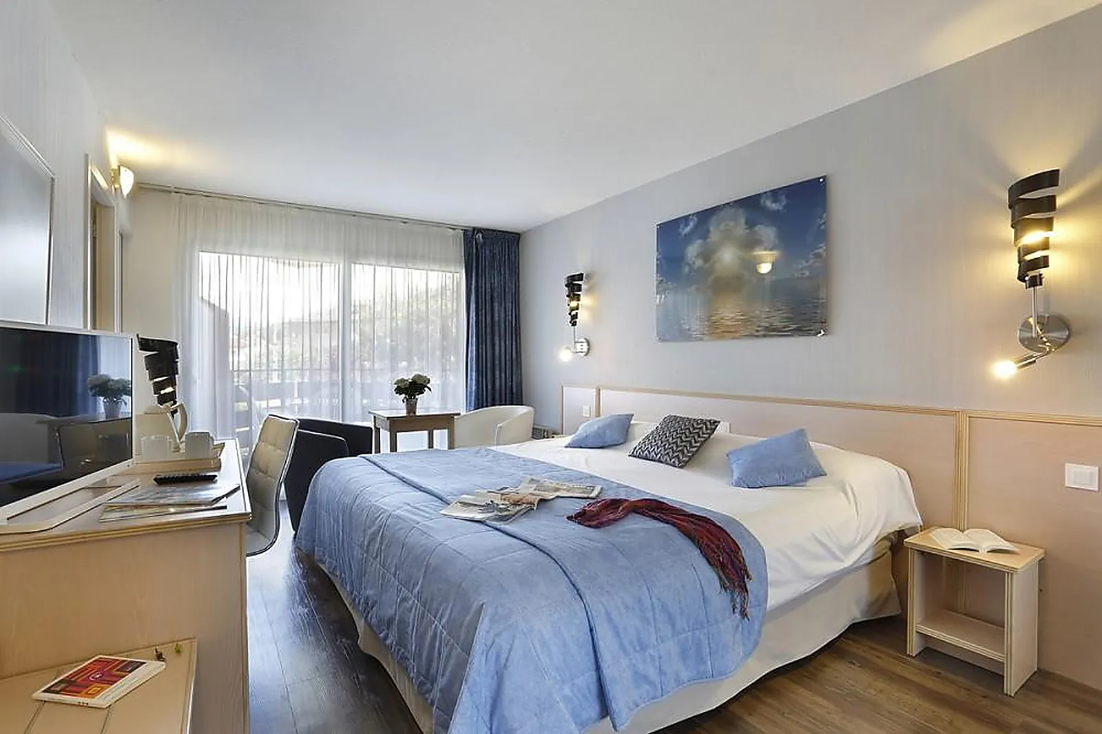 Lieux événementiels, HÔTEL ARC EN CIEL