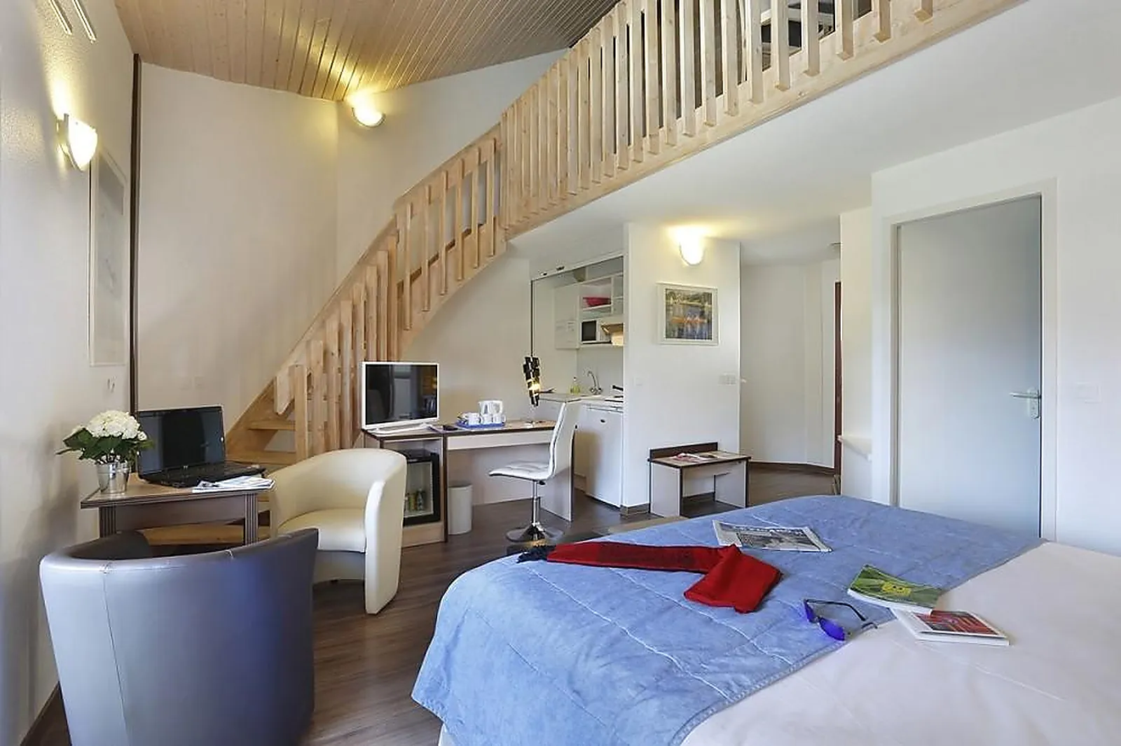 Lieux événementiels, HÔTEL ARC EN CIEL