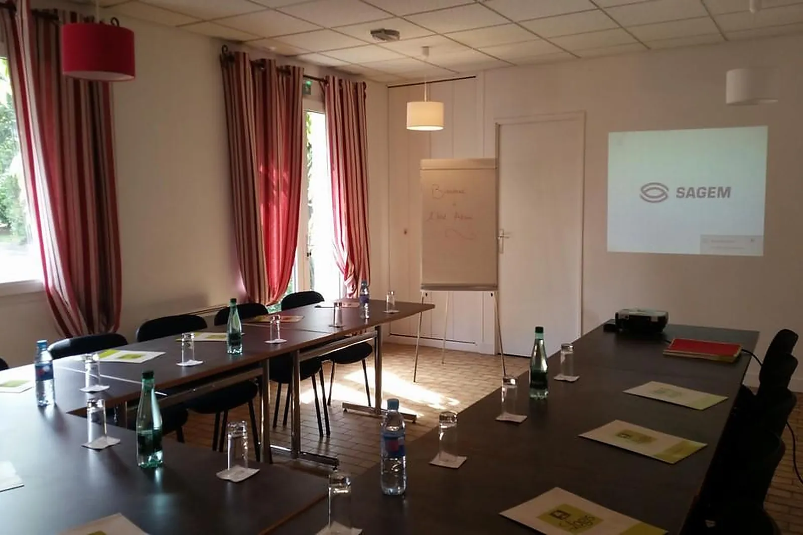 Lieux événementiels, HÔTEL ARIANE JOUÉ-LÈS-TOURS