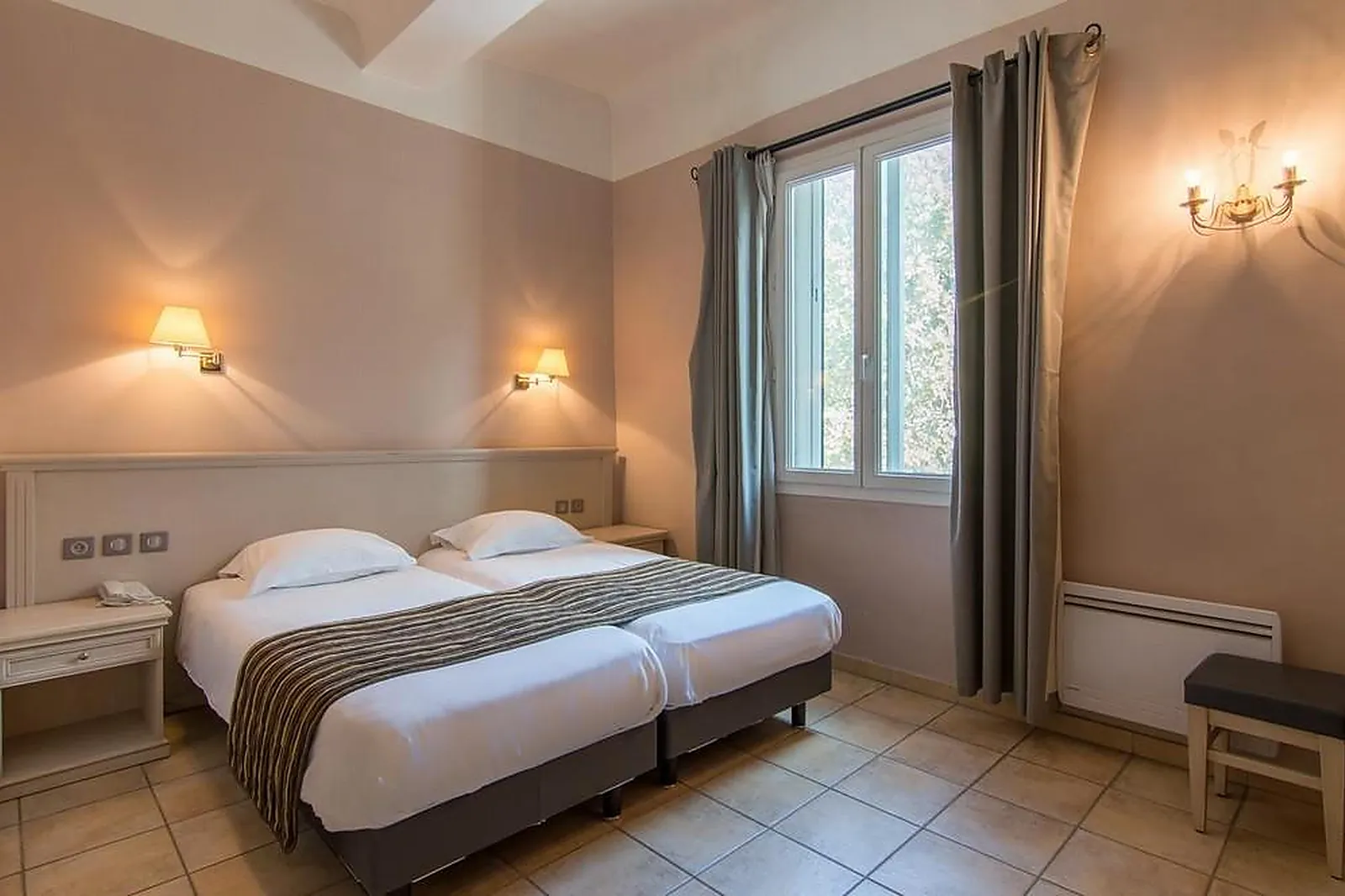 Lieux événementiels, HÔTEL ARTEA AIX CENTRE