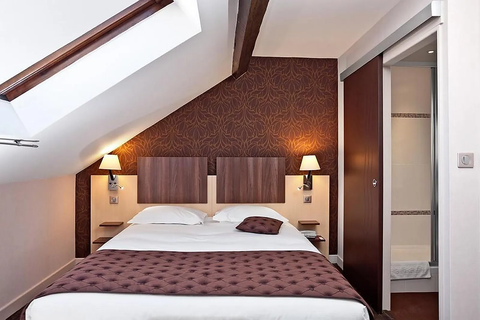 Lieux événementiels, HÔTEL ARVERNA