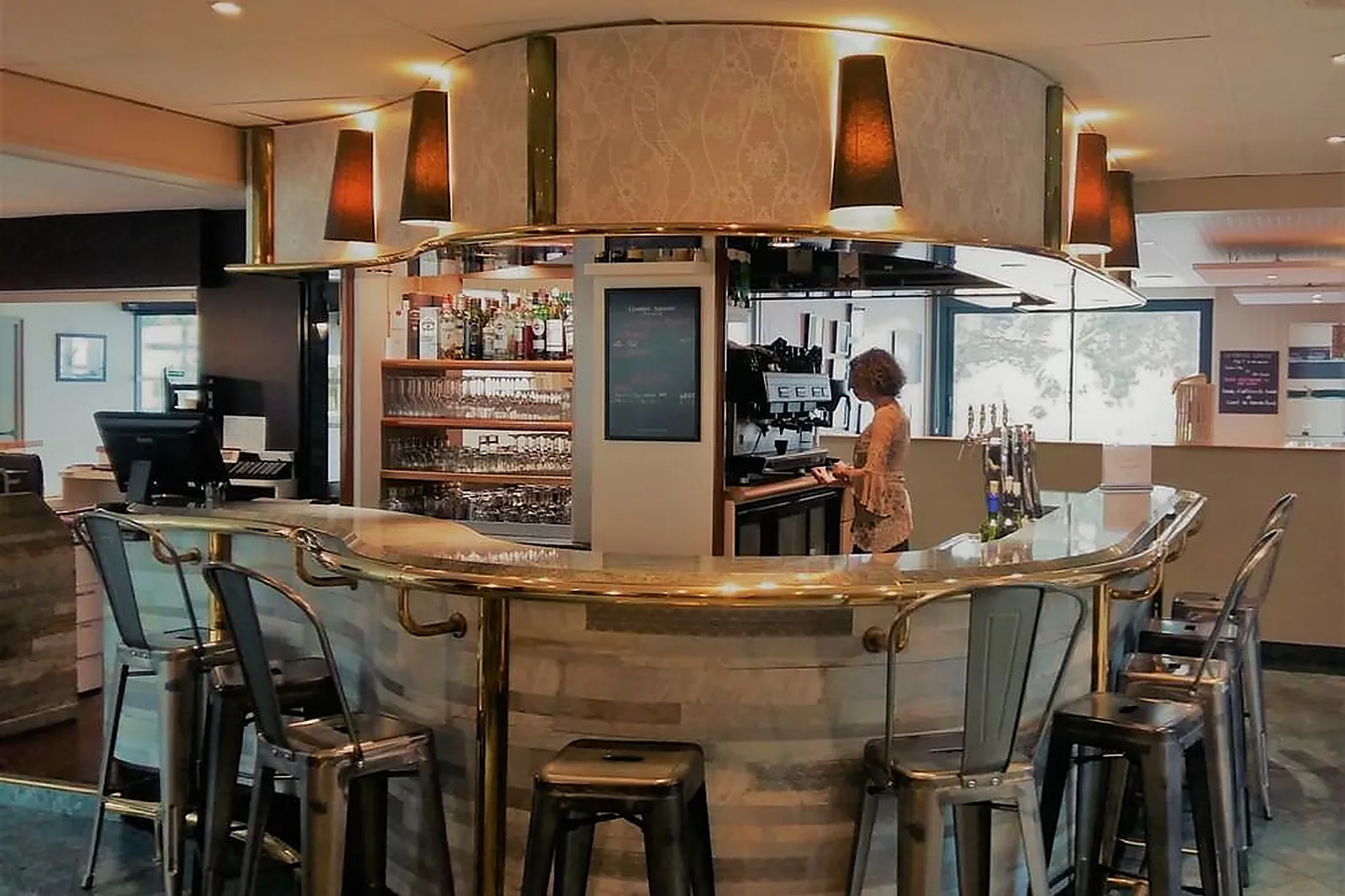 Lieux événementiels, HÔTEL AU CHÊNE VERT