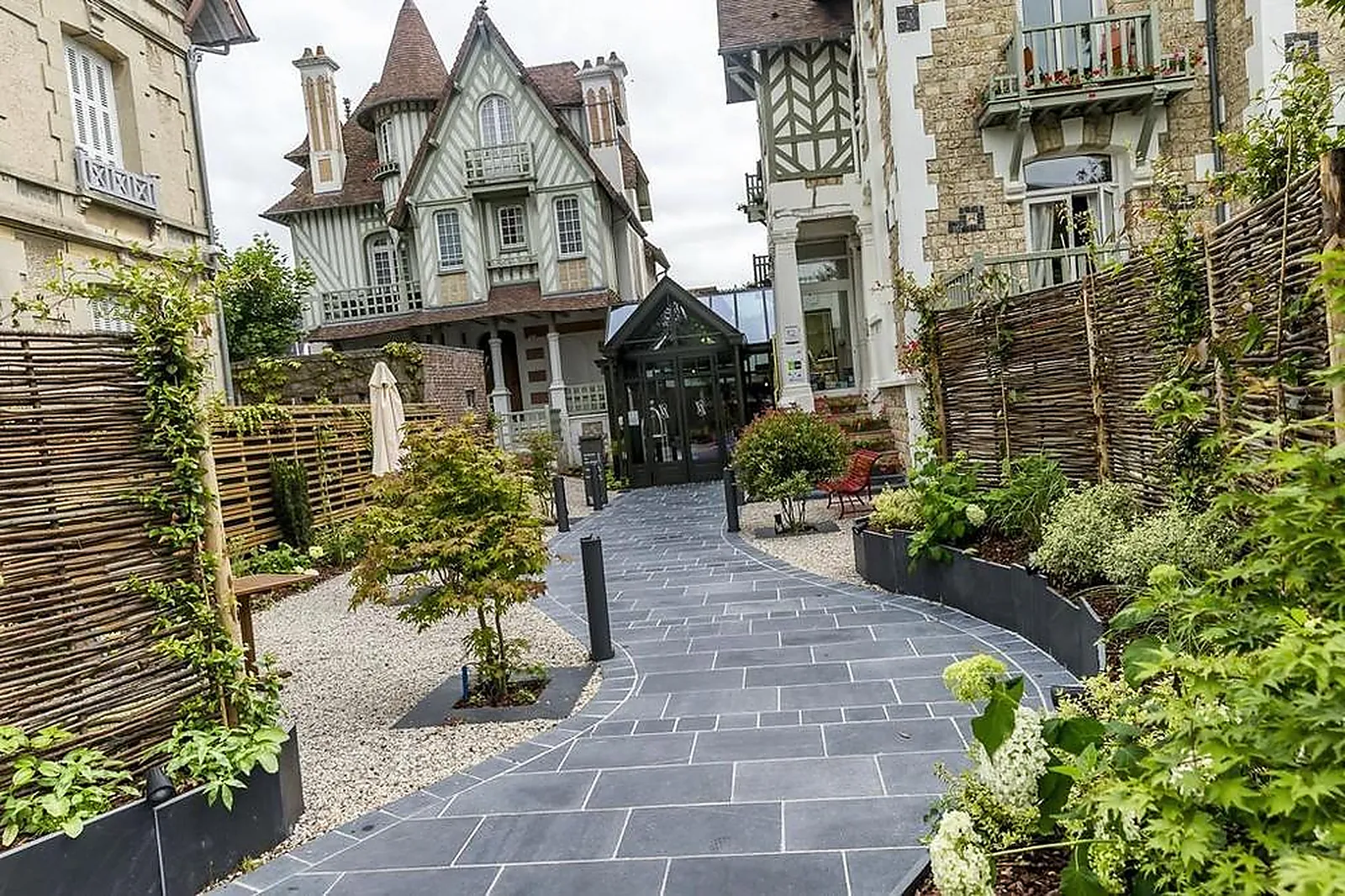 Lieux événementiels, HÔTEL AUGEVAL