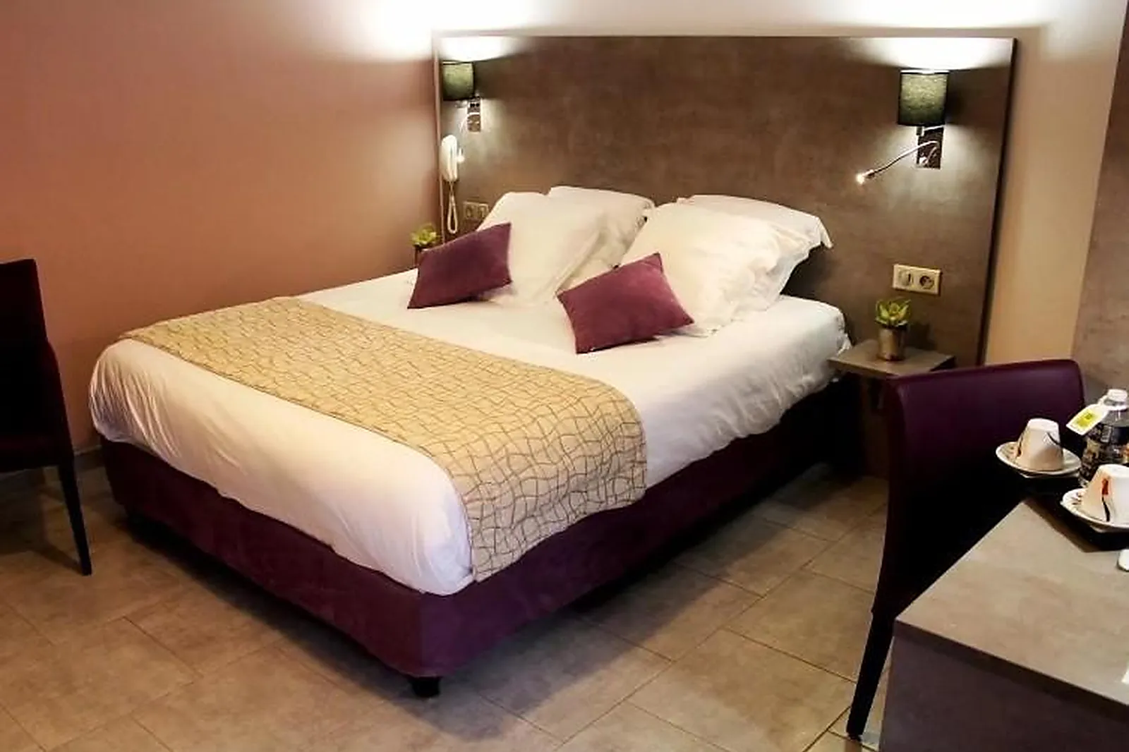 Lieux événementiels, HÔTEL AZALÉES