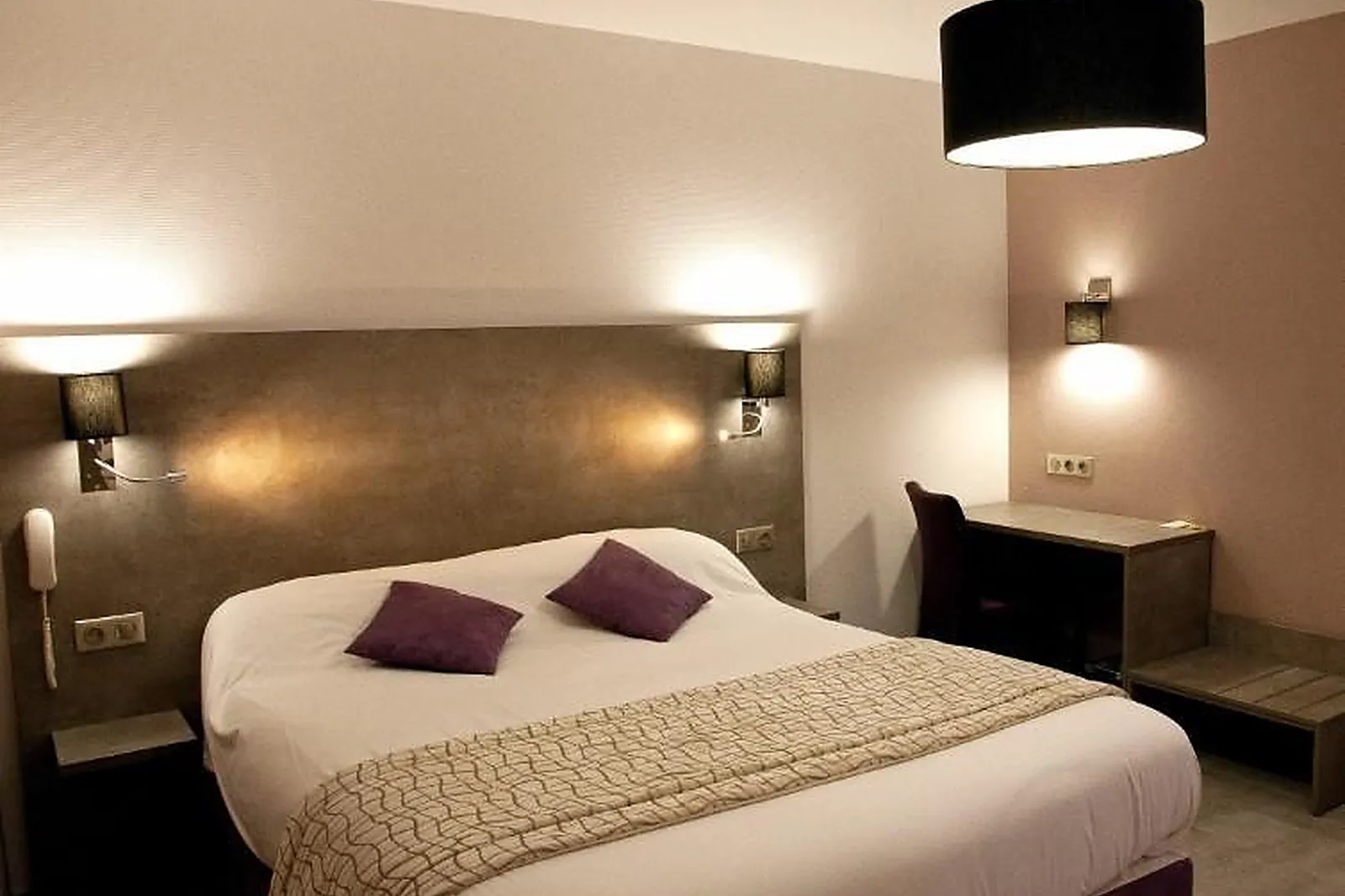 Lieux événementiels, HÔTEL AZALÉES