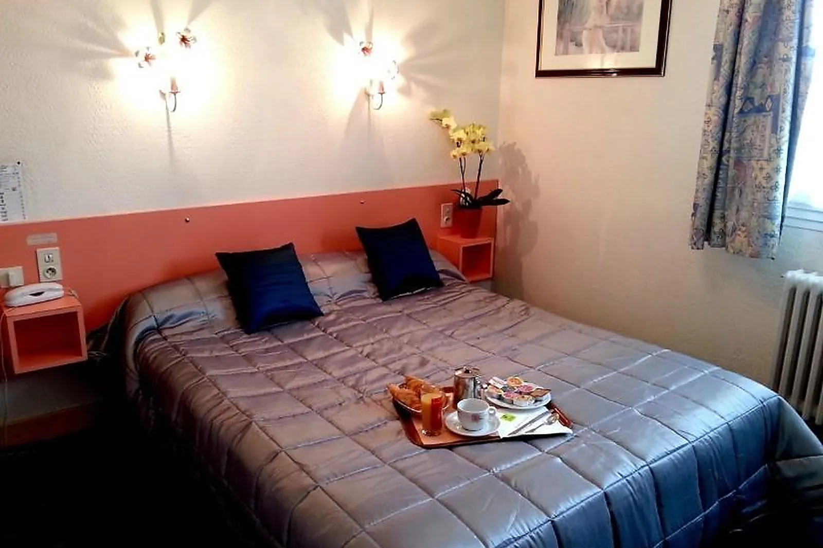 Lieux événementiels, HÔTEL AZUR RESTAURANT