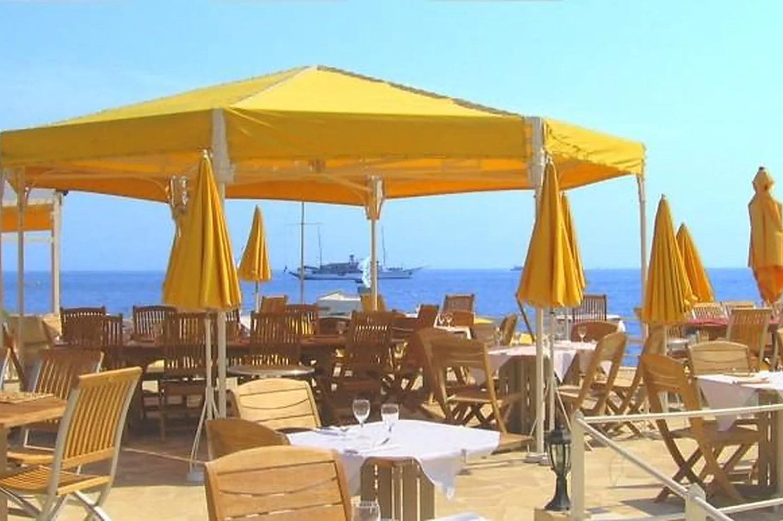 Lieux événementiels, HÔTEL BAIE DORÉE