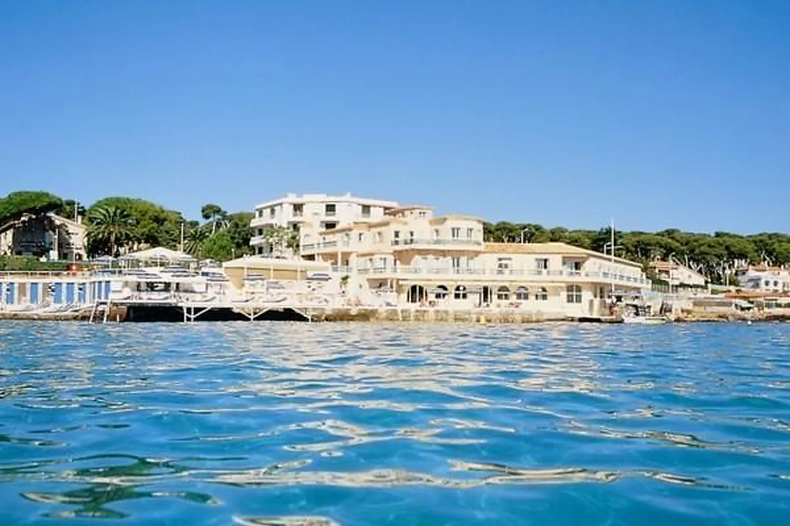 Lieux événementiels, HÔTEL BAIE DORÉE