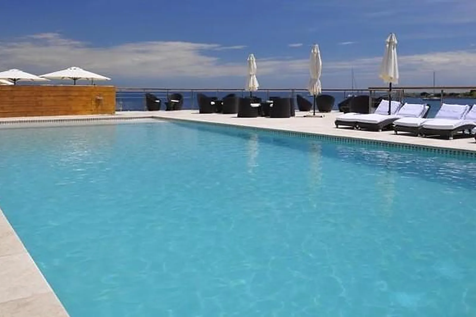 Lieux événementiels, HÔTEL BAIE DORÉE