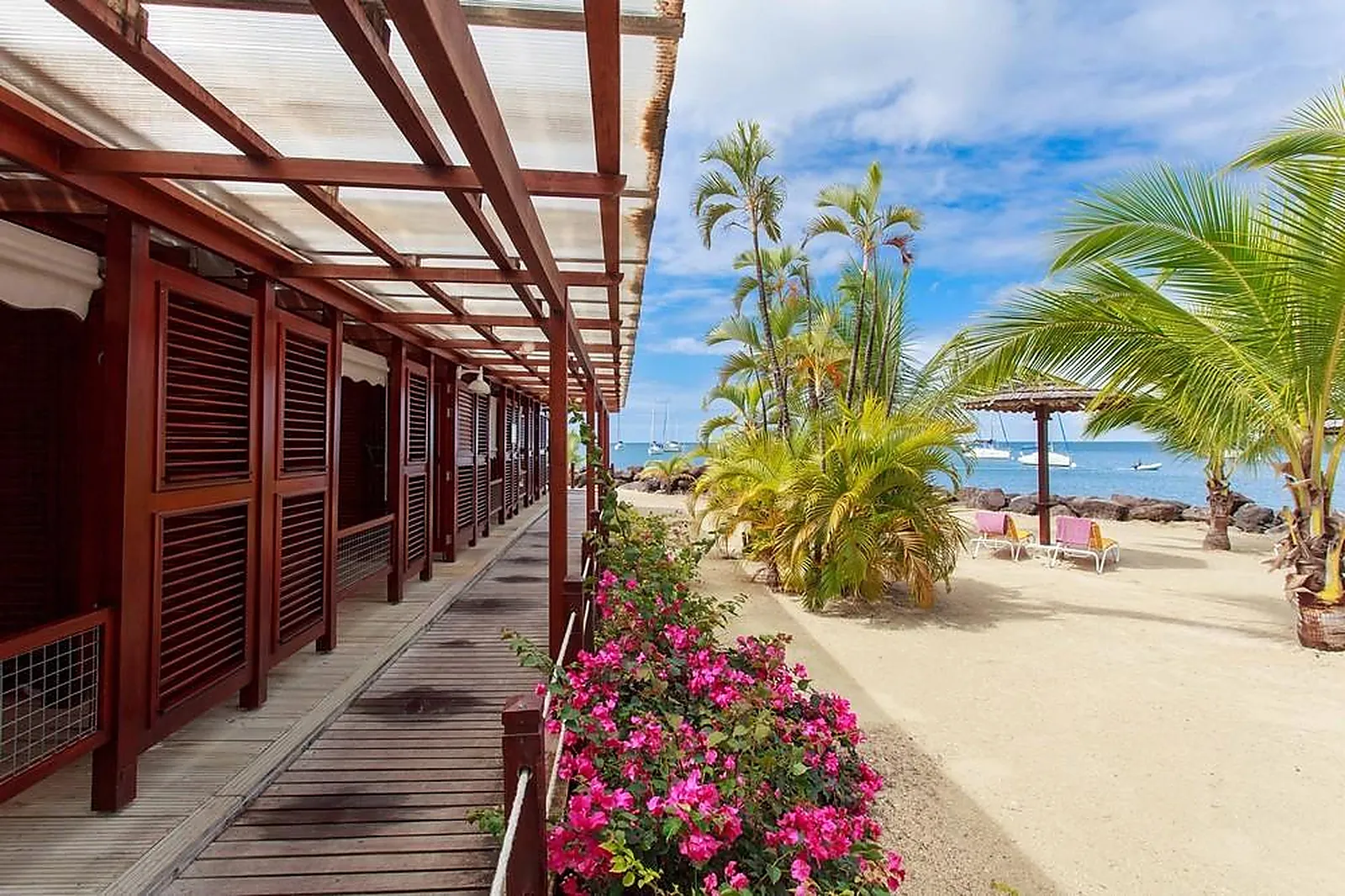 Lieux événementiels, HÔTEL BAKOUA