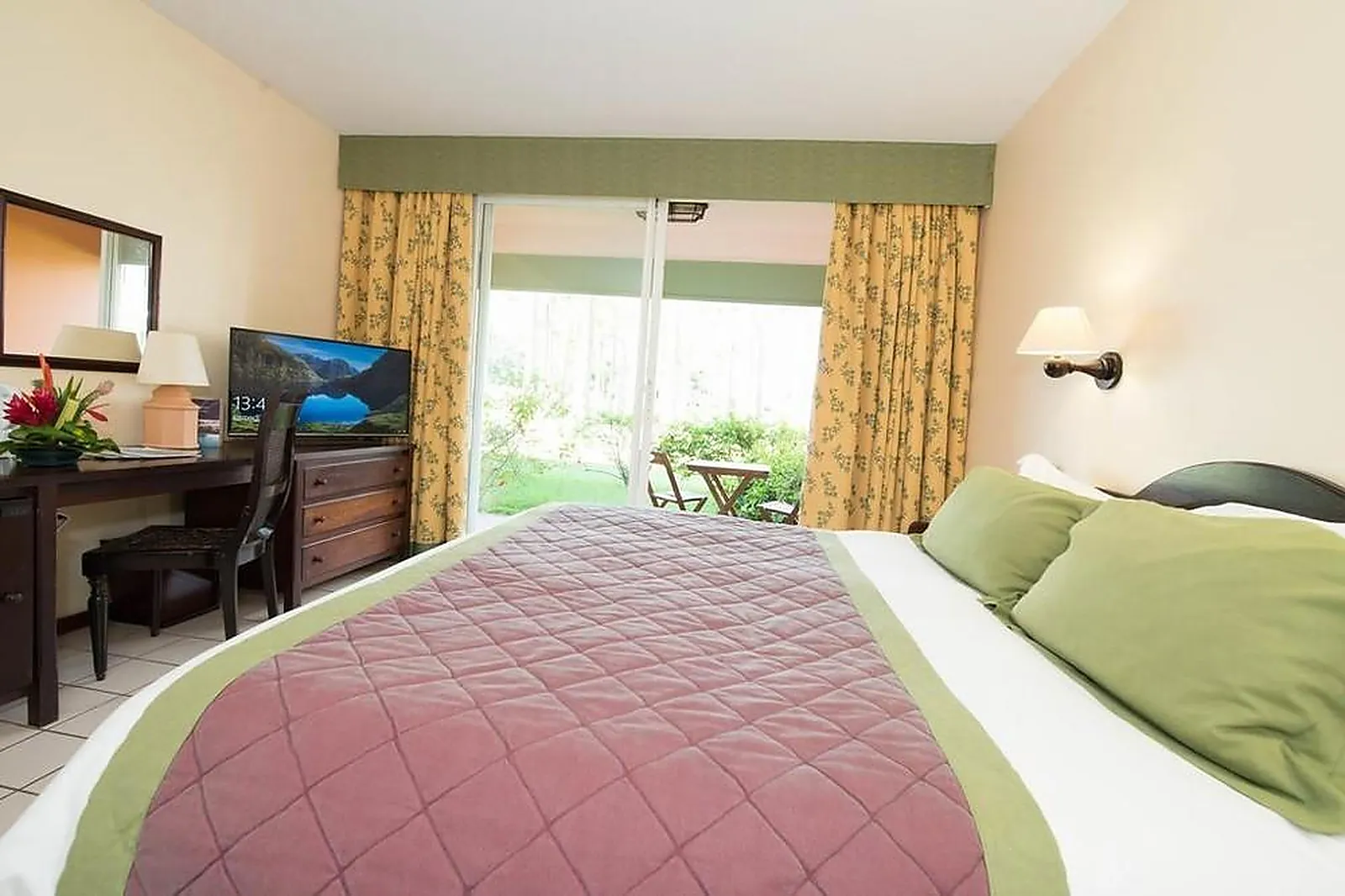 Lieux événementiels, HÔTEL BAKOUA