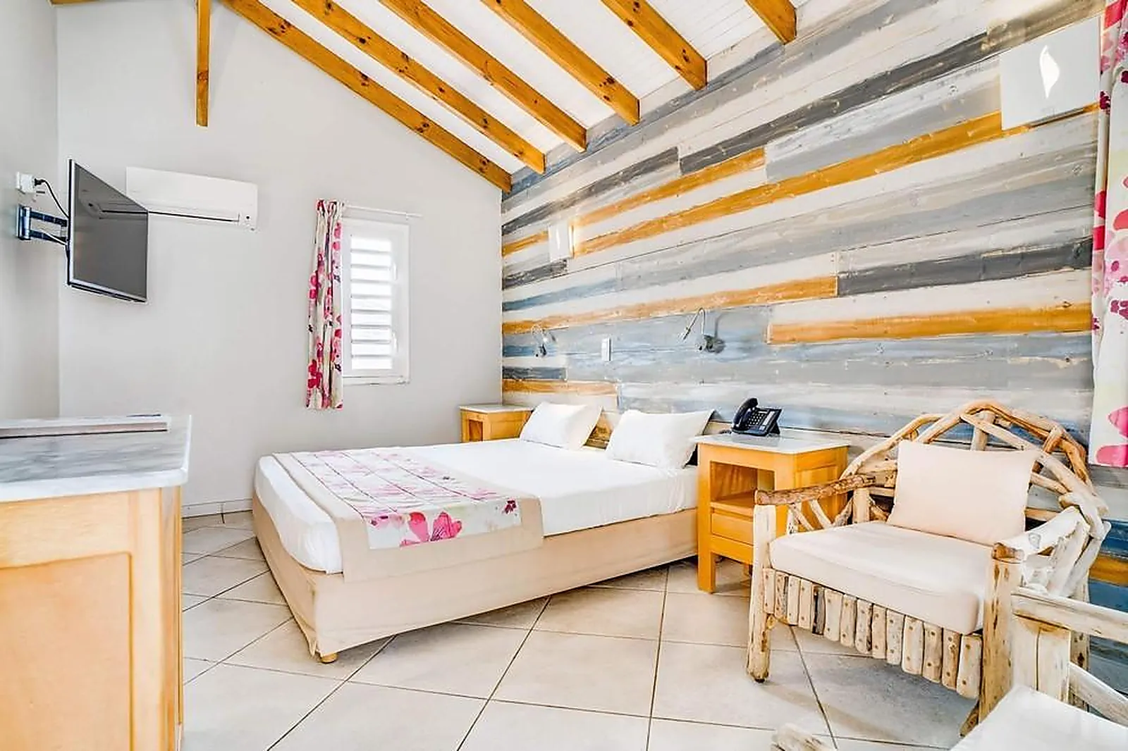 Lieux événementiels, HÔTEL BAMBOU ET SPA