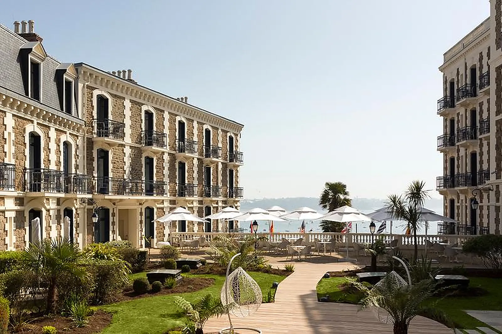 Lieux événementiels, HÔTEL BARRIÈRE LE GRAND HOTEL DINARD