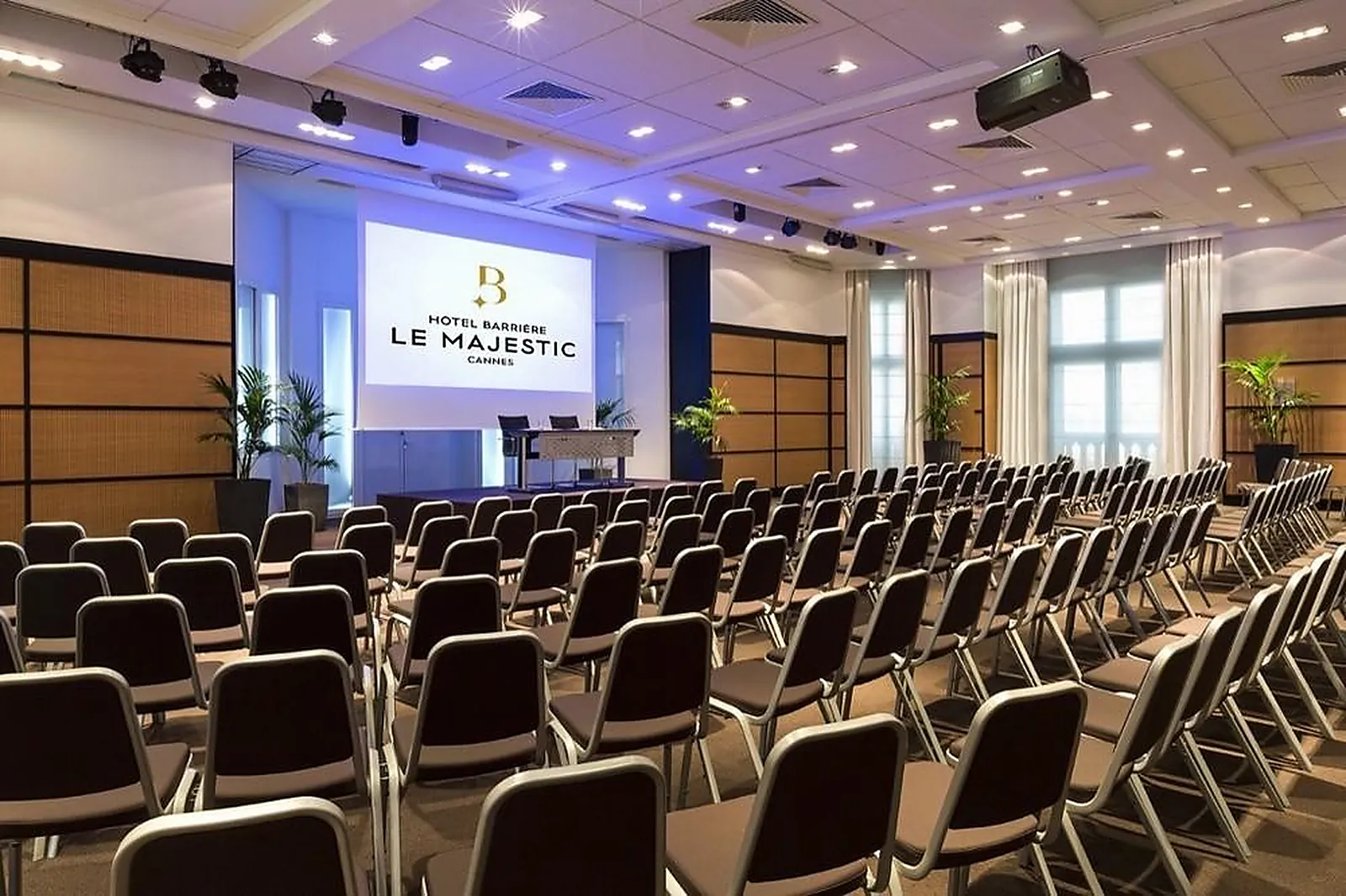 Lieux événementiels, HÔTEL BARRIÈRE LE MAJESTIC CANNES