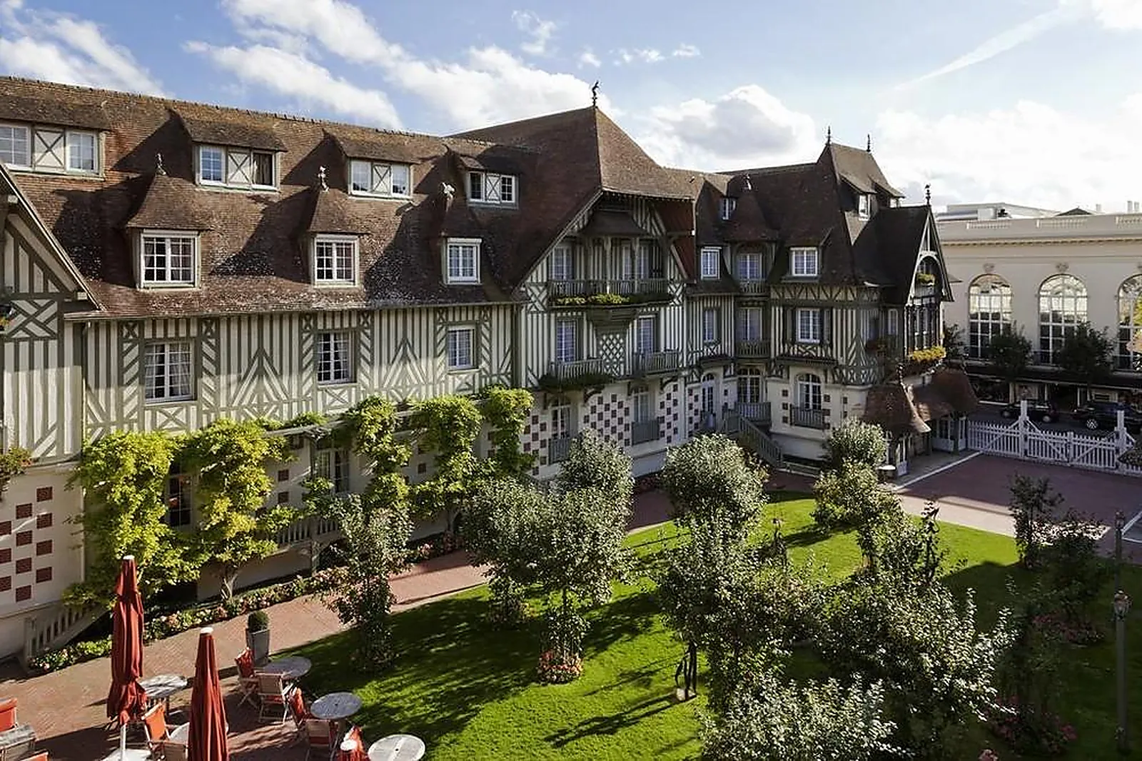 Lieux événementiels, HÔTEL BARRIÈRE LE NORMANDY