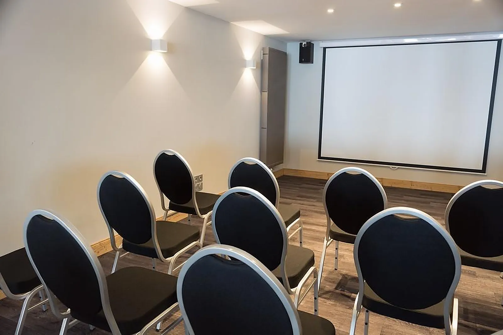 Lieux événementiels, HÔTEL BASE CAMP LODGE