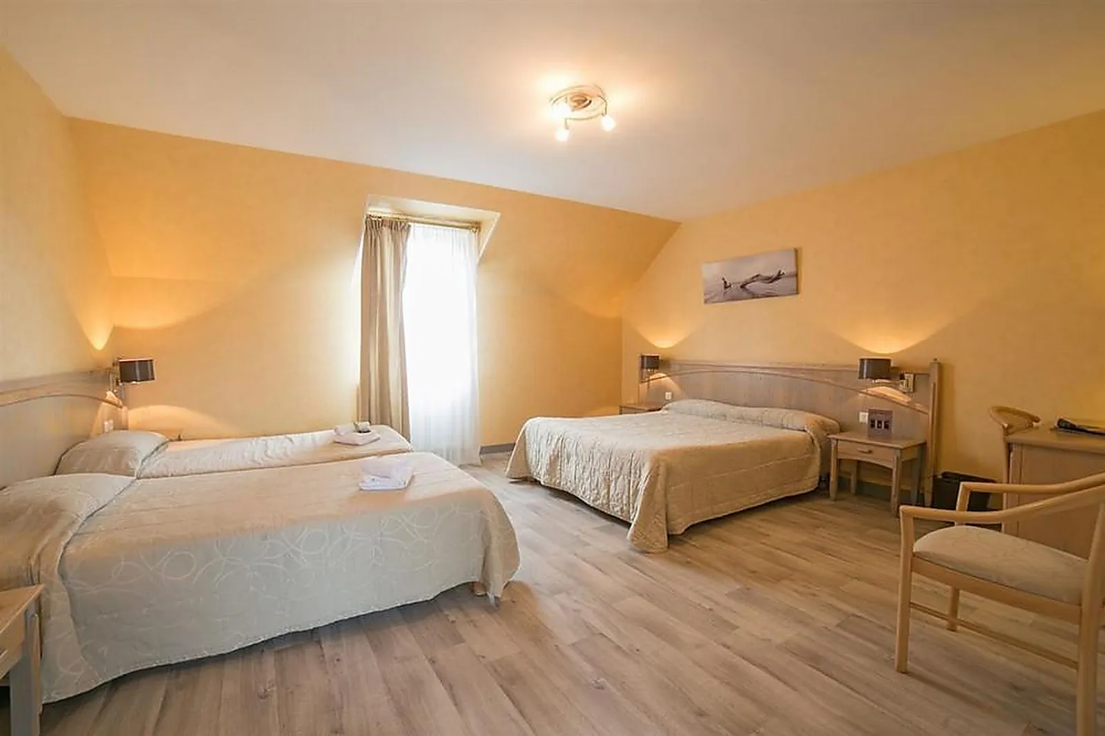 Lieux événementiels, HÔTEL BEAU RIVAGE - RESTAURANT L'EVEIL DES SENS