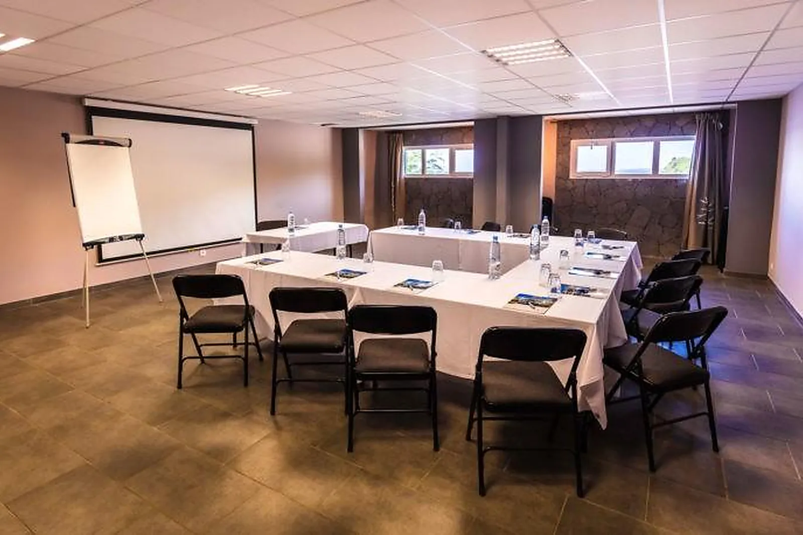 Lieux événementiels, HÔTEL BOUCAN CANOT