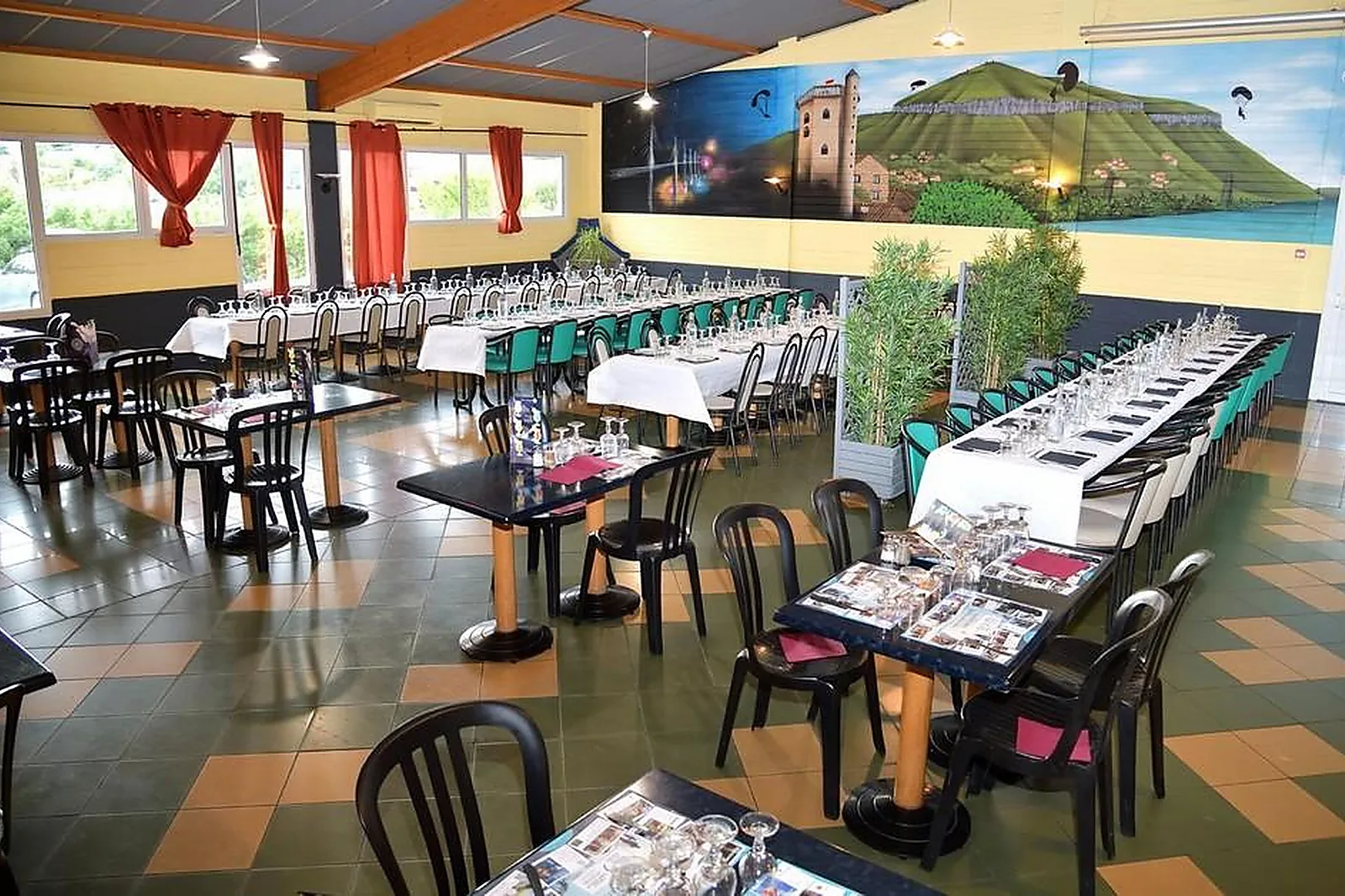 Lieux événementiels, HÔTEL BOWLING DE MILLAU