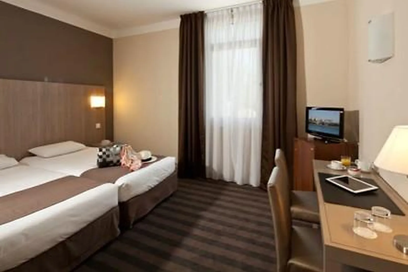 Lieux événementiels, HÔTEL BRISTOL AVIGNON