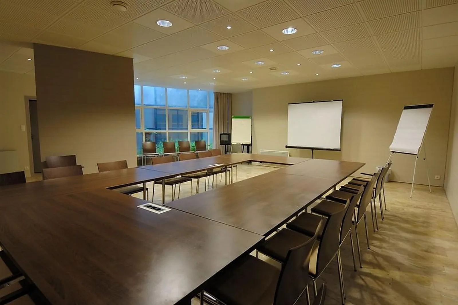 Lieux événementiels, HÔTEL BRITTANY ET SPA