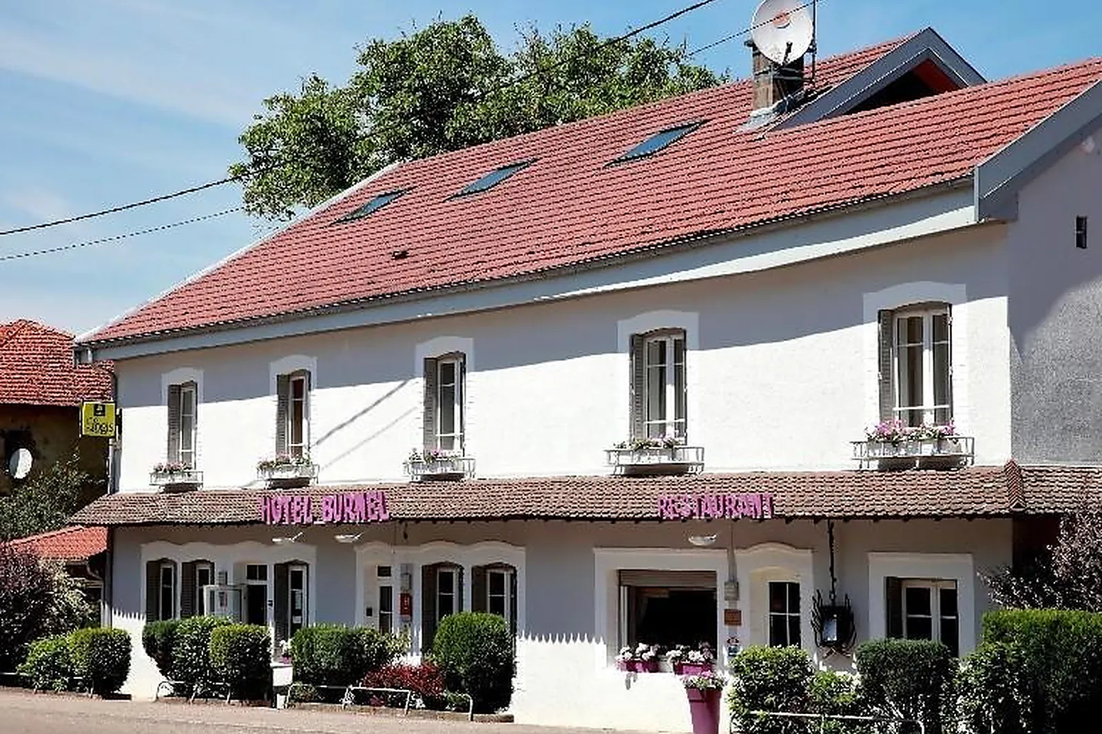 Lieux événementiels, HÔTEL BURNEL ET LA CLÉ DES CHAMPS