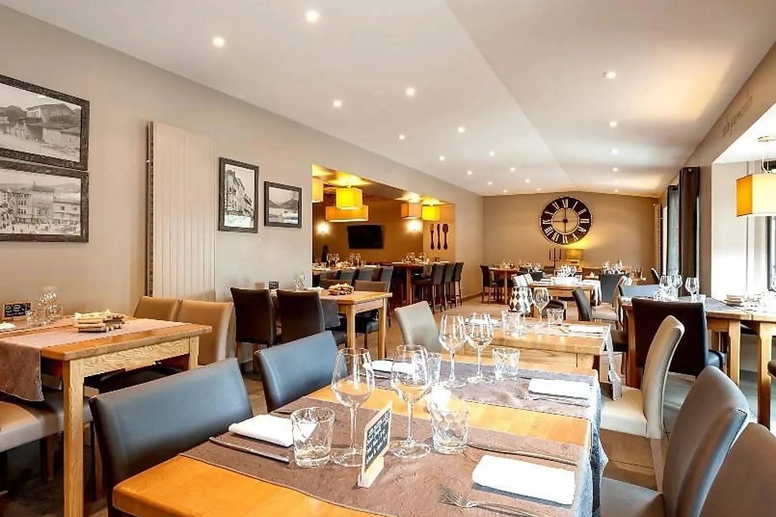 Lieux événementiels, HÔTEL BURNICHON