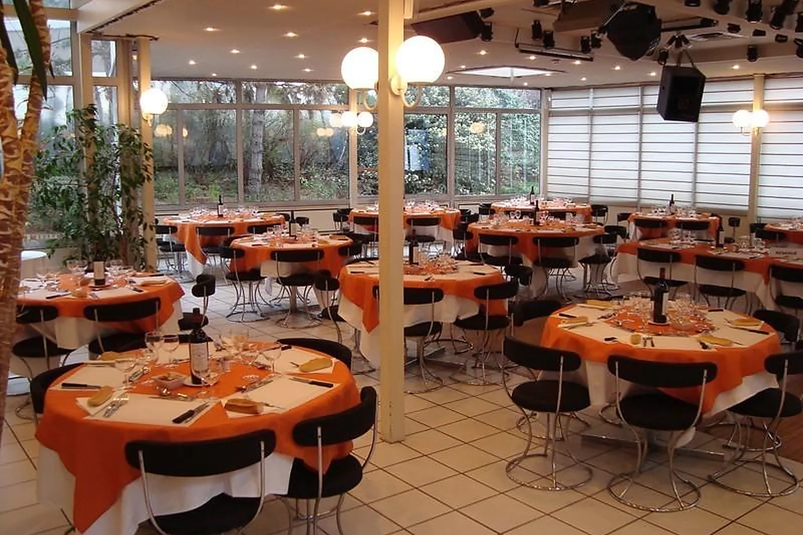 Lieux événementiels, HÔTEL CIS PARIS RAVEL