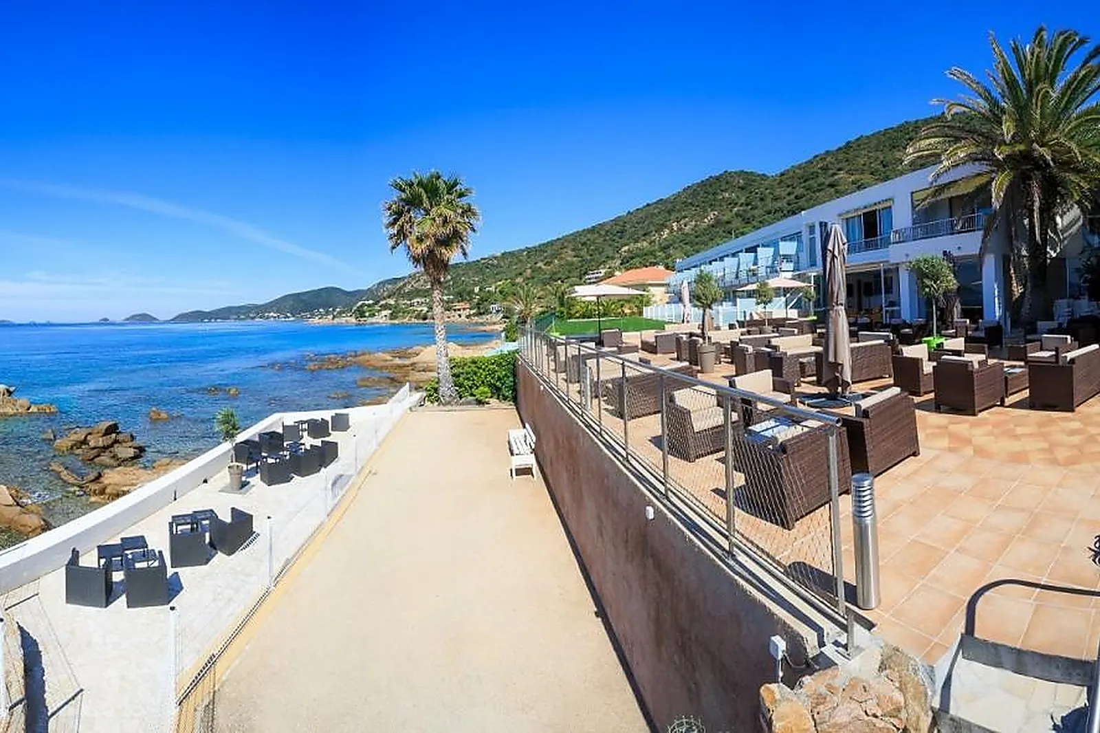 Lieux événementiels, HÔTEL CALA DI SOLE