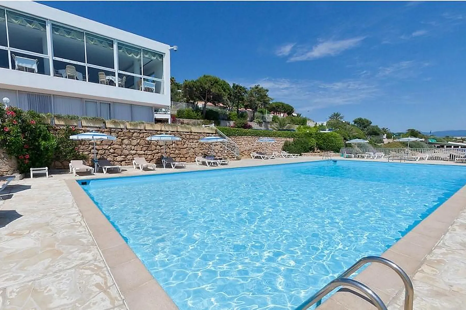 Lieux événementiels, HÔTEL CALA DI SOLE