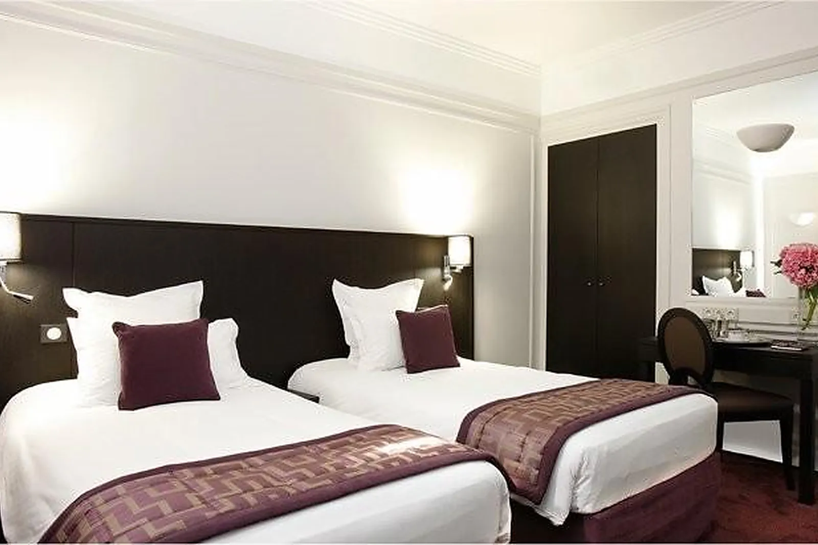 Lieux événementiels, HOTEL CALIFORNIA PARIS