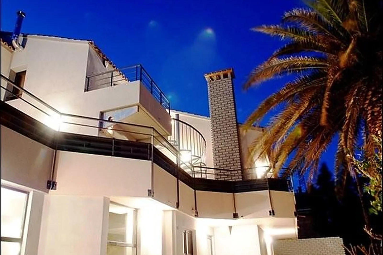 Lieux événementiels, HÔTEL CANAL AIGUES MORTES