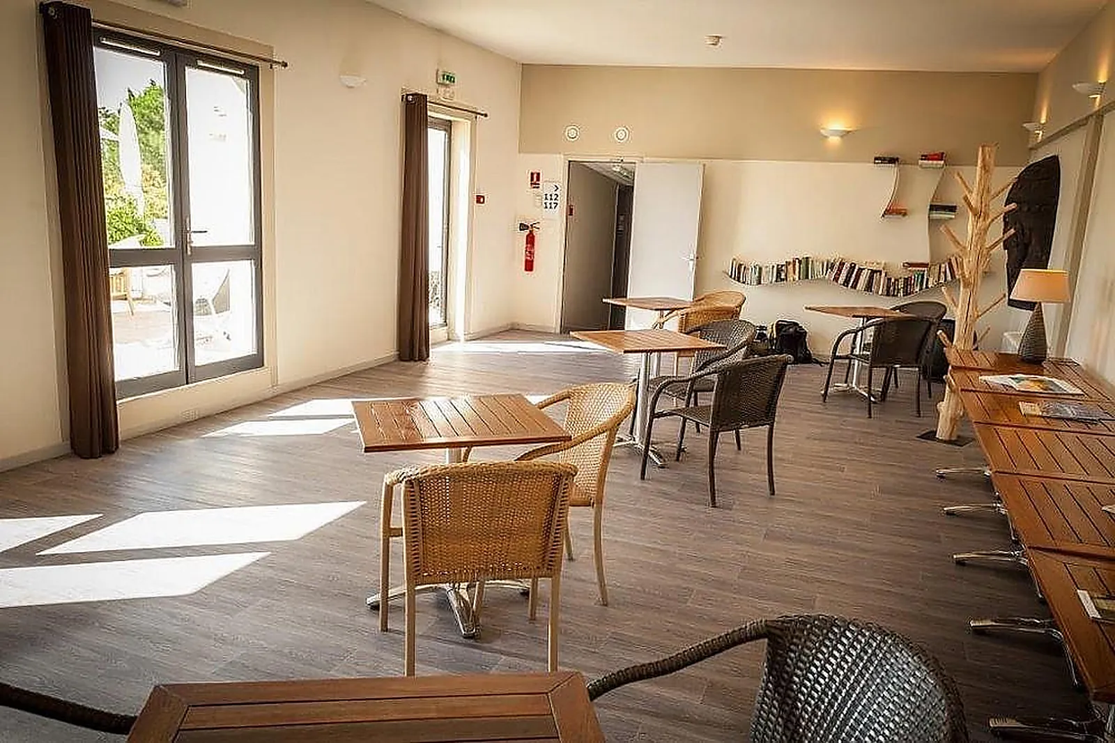 Lieux événementiels, HÔTEL CANAL AIGUES MORTES