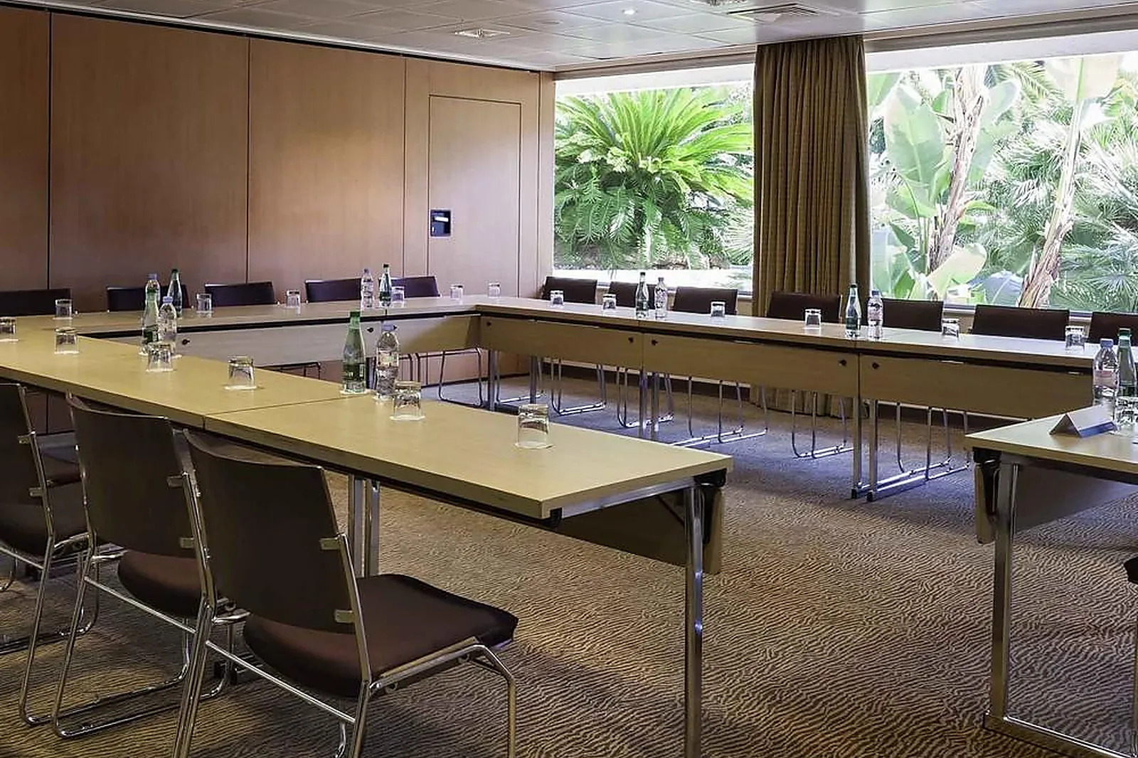 Lieux événementiels, HÔTEL CANNES MONTFLEURY