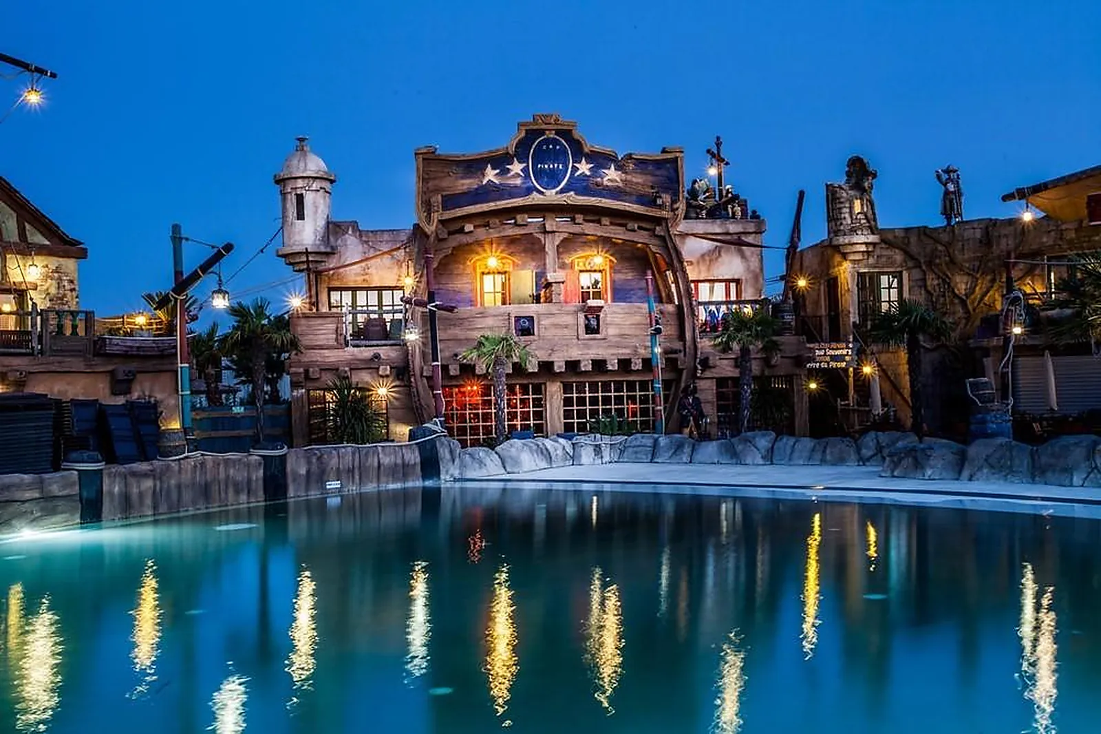 Lieux événementiels, HÔTEL CAP PIRATE