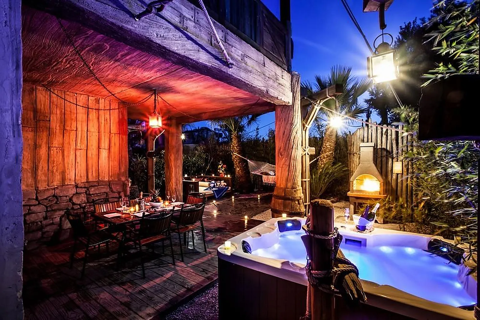 Lieux événementiels, HÔTEL CAP PIRATE