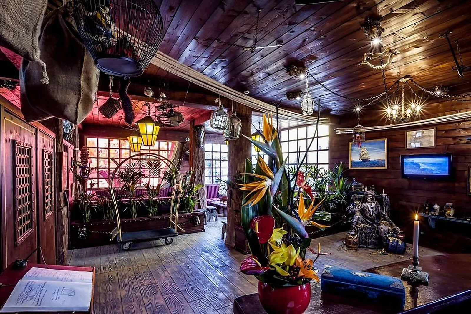 Lieux événementiels, HÔTEL CAP PIRATE