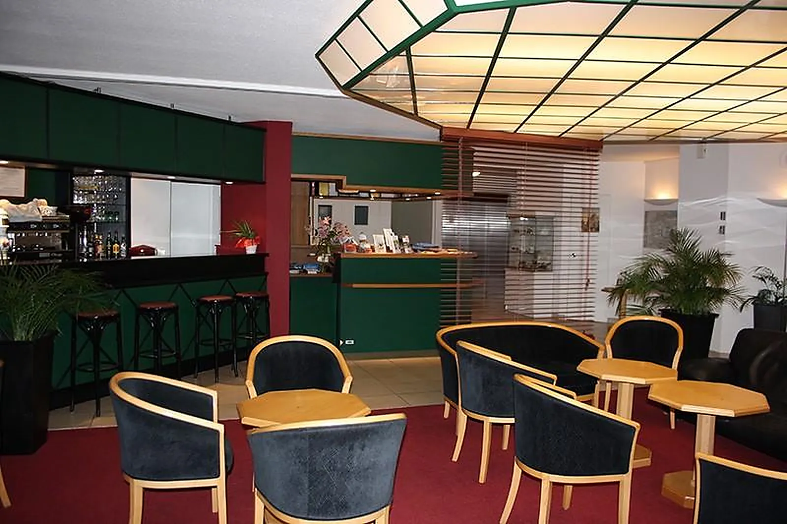 Lieux événementiels, HÔTEL CARLINE