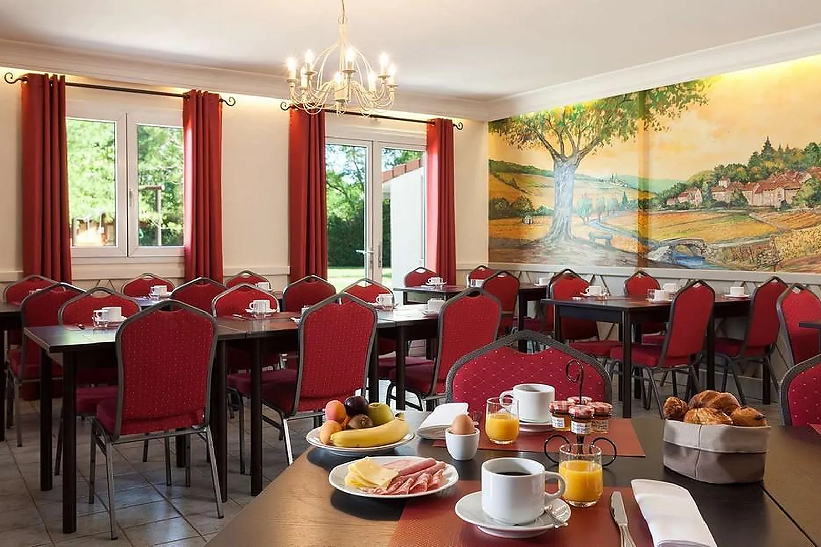 Lieux événementiels, HÔTEL CARLINE BEAUNE