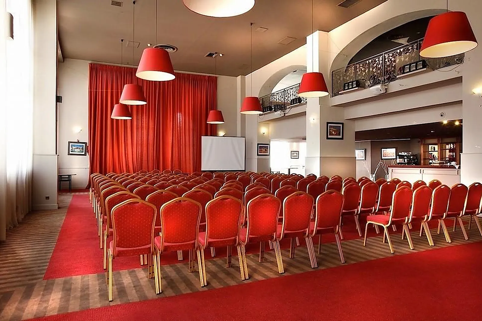 Lieux événementiels, HÔTEL CASINO DES PALMIERS