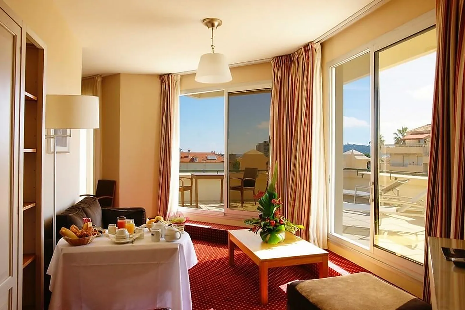 Lieux événementiels, HÔTEL CASINO DES PALMIERS