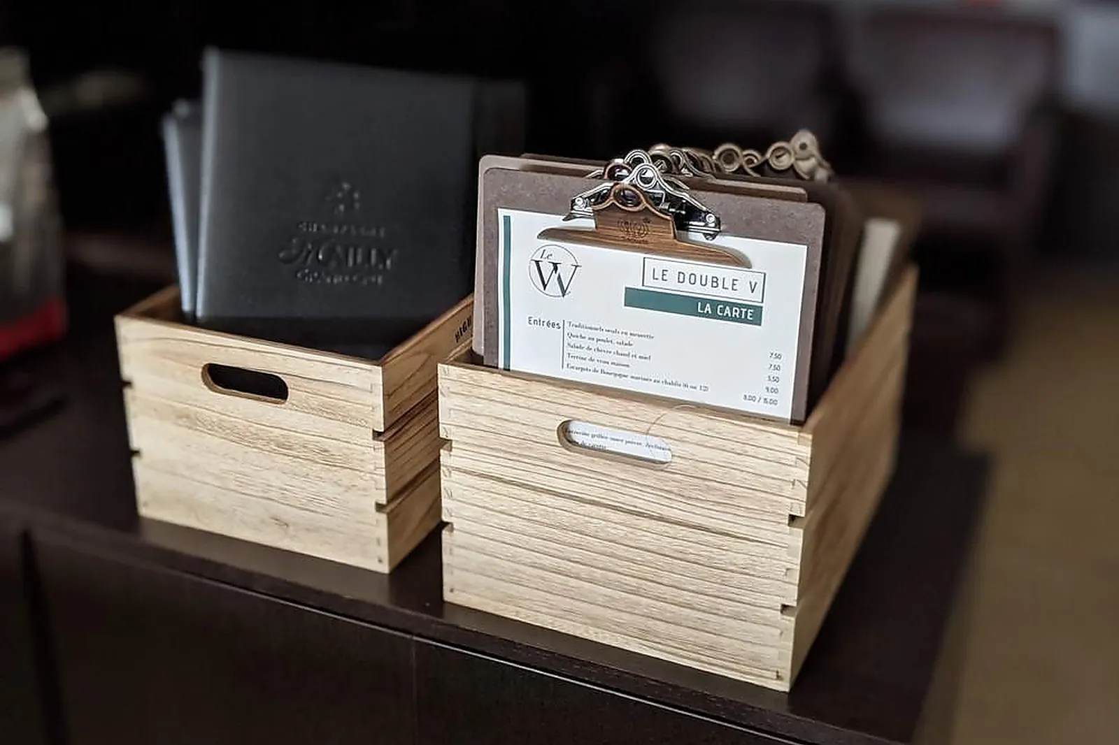 Lieux événementiels, HÔTEL CASTEL BURGOND ET LE DOUBLE V RESTAURANT