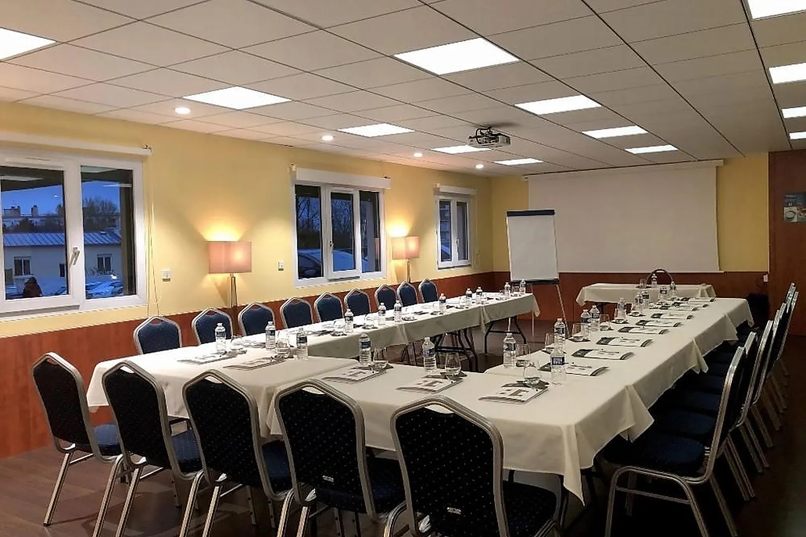 Lieux événementiels, HÔTEL CENTER BREST