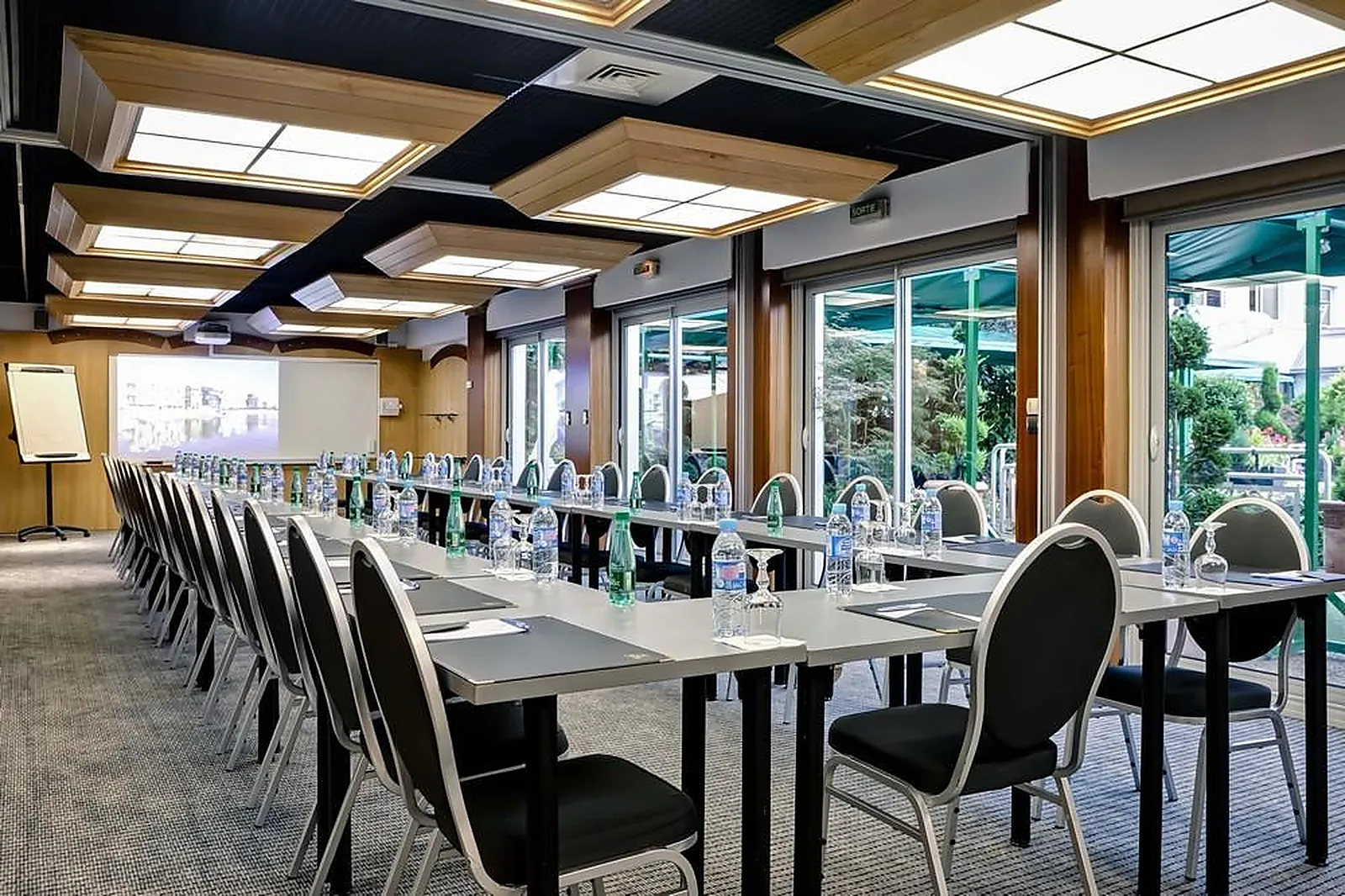 Lieux événementiels, HÔTEL CHARLEMAGNE LYON