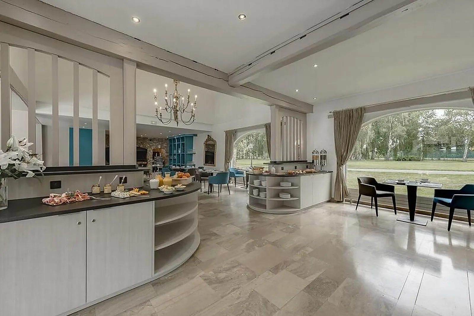 Lieux événementiels, HÔTEL CHÂTEAU TILQUES - NAJETI