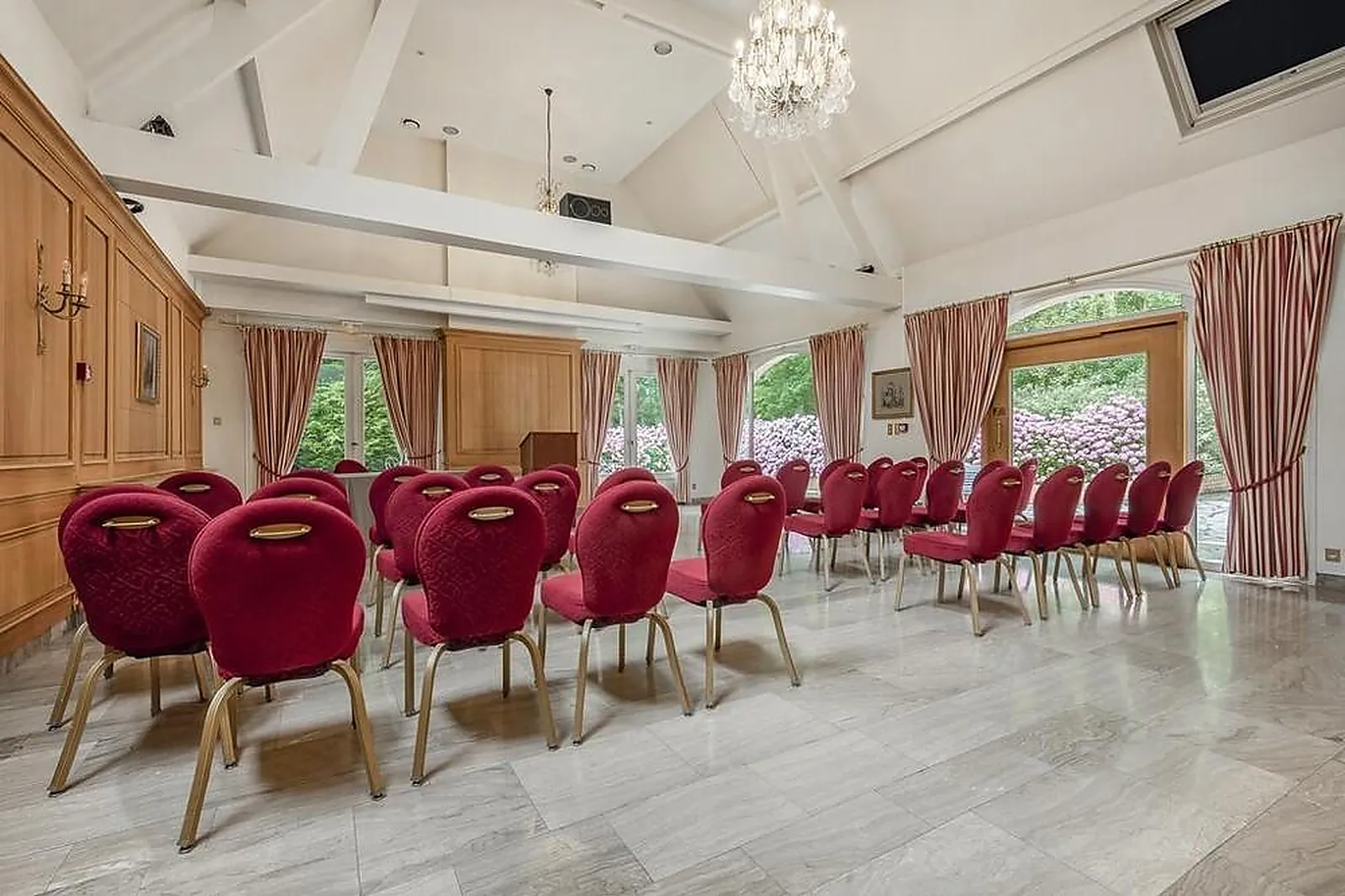 Lieux événementiels, HÔTEL CHÂTEAU TILQUES - NAJETI