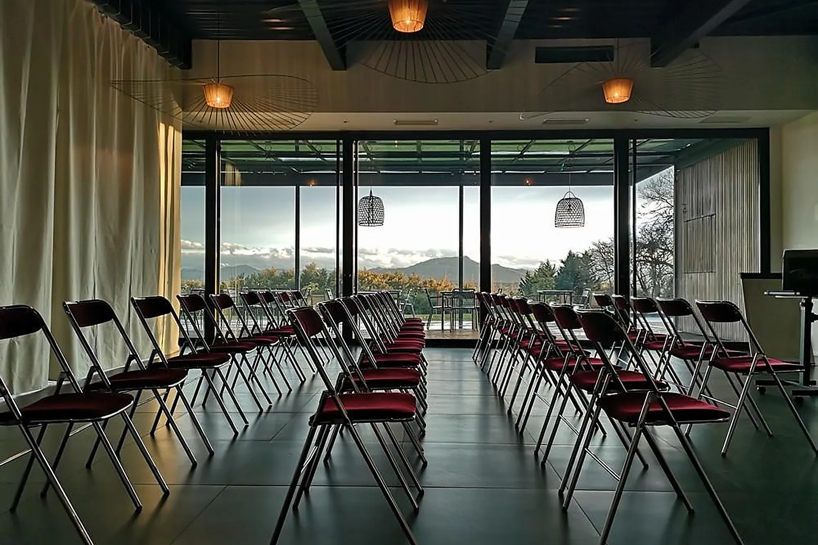 Lieux événementiels, HÔTEL CHÂTEAU DU CLAIR DE LUNE
